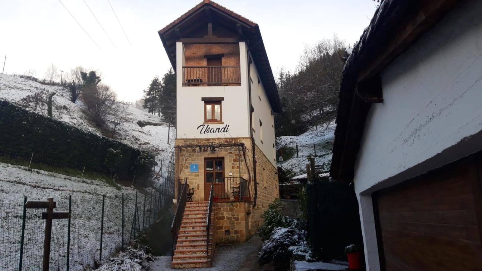 Albergue Usandi Auto Check-In Ziortza-Bolibar Exterior photo